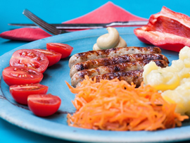 سجق مع الخضار