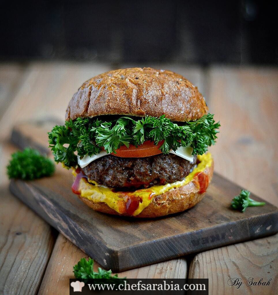 برغر الدجاج البيتي