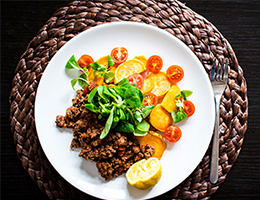 الدجاج بالخضار