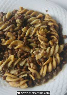 معكرونة بالعدس